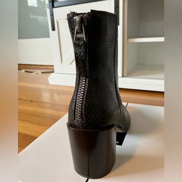 Dolce Vita — Cyan Espresso Snake Print Leather Ankle Booties; Size 7.5 - Picture 9 of 14